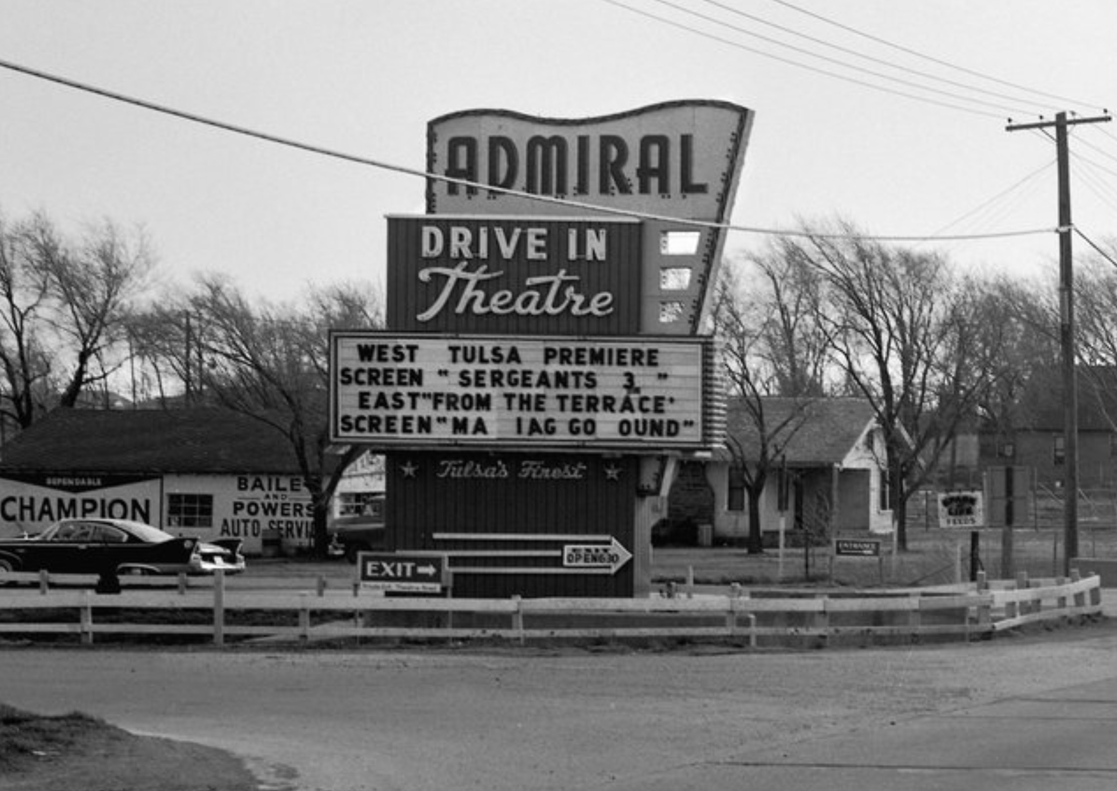 Admiral Twin Drive-In in Tulsa, Oklahoma, 1960 
